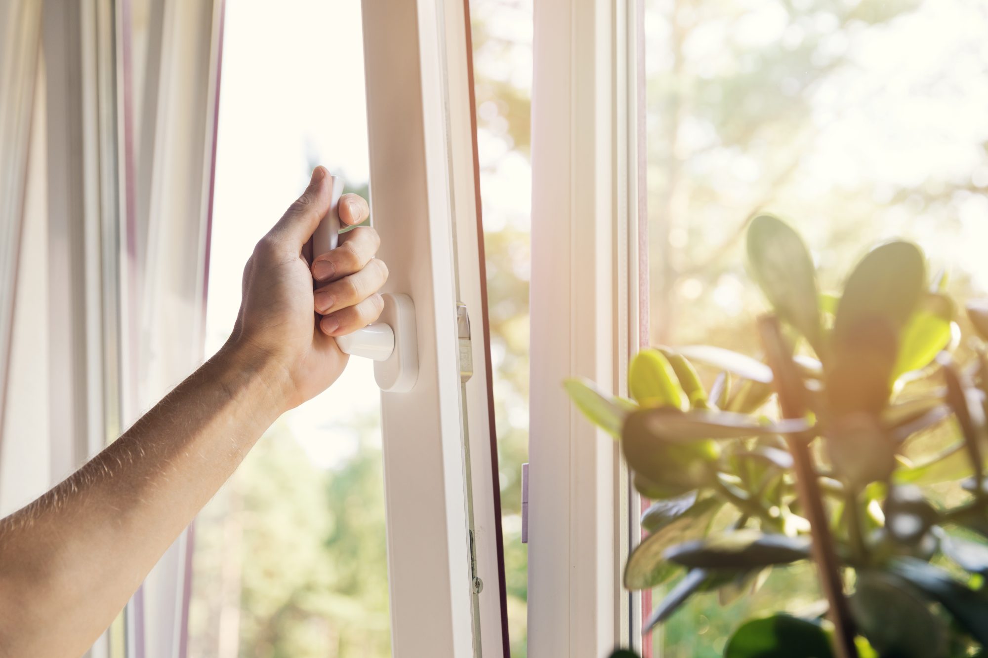 How to Use Energy-Efficient Window Treatments Efficiently